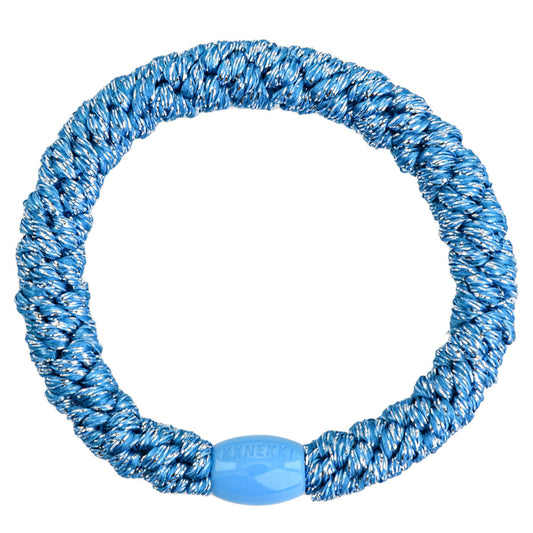 KKNEKKI Haarband "Blue-Silver-Glitter"
Unsere absoluten Lieblings-Haarbänder von KKNEKKI gibt es jetzt für Euch bei uns im Shop! In vielen wunderschönen Farben und Styles, für normales/dickes (Bold Style) wie auch feines Haar (Slim Style).