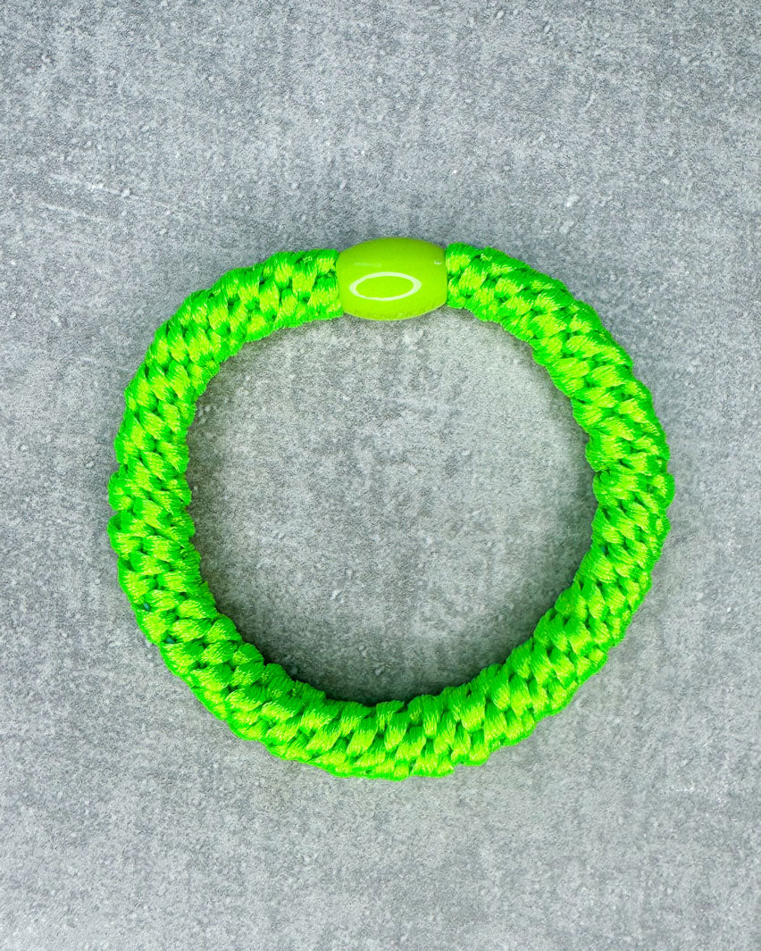 KKNEKKI Haarband "Neon Green"
Unsere absoluten Lieblings-Haarbänder von KKNEKKI gibt es jetzt für Euch bei uns im Shop! In vielen wunderschönen Farben und Styles, für normales/dickes (Bold Style) wie auch feines Haar (Slim Style).