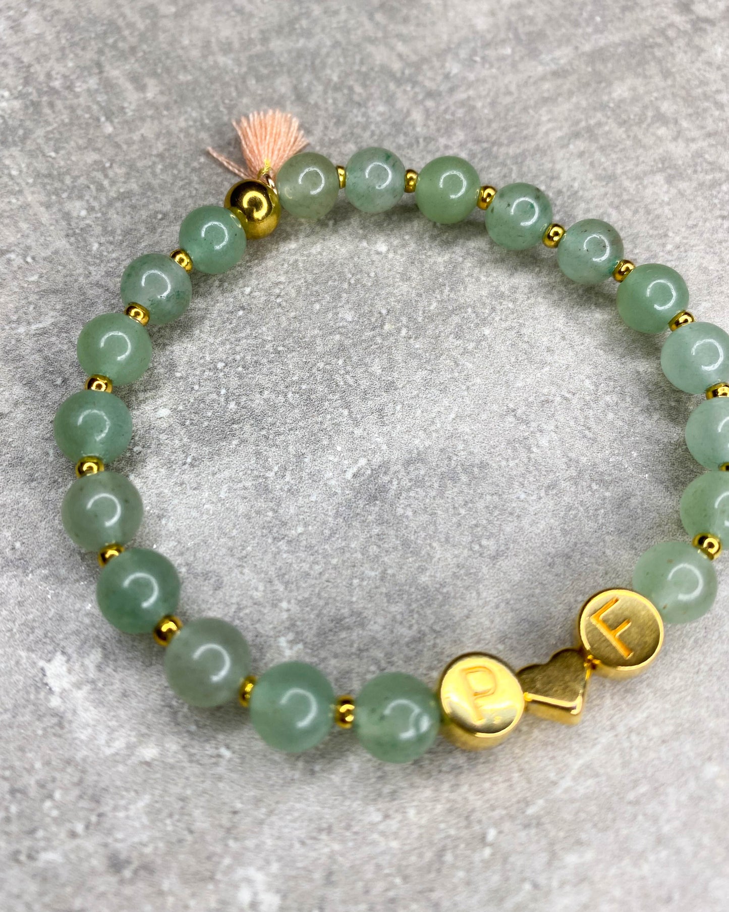 Heilstein-Armband, rund "Aventurin & Name"