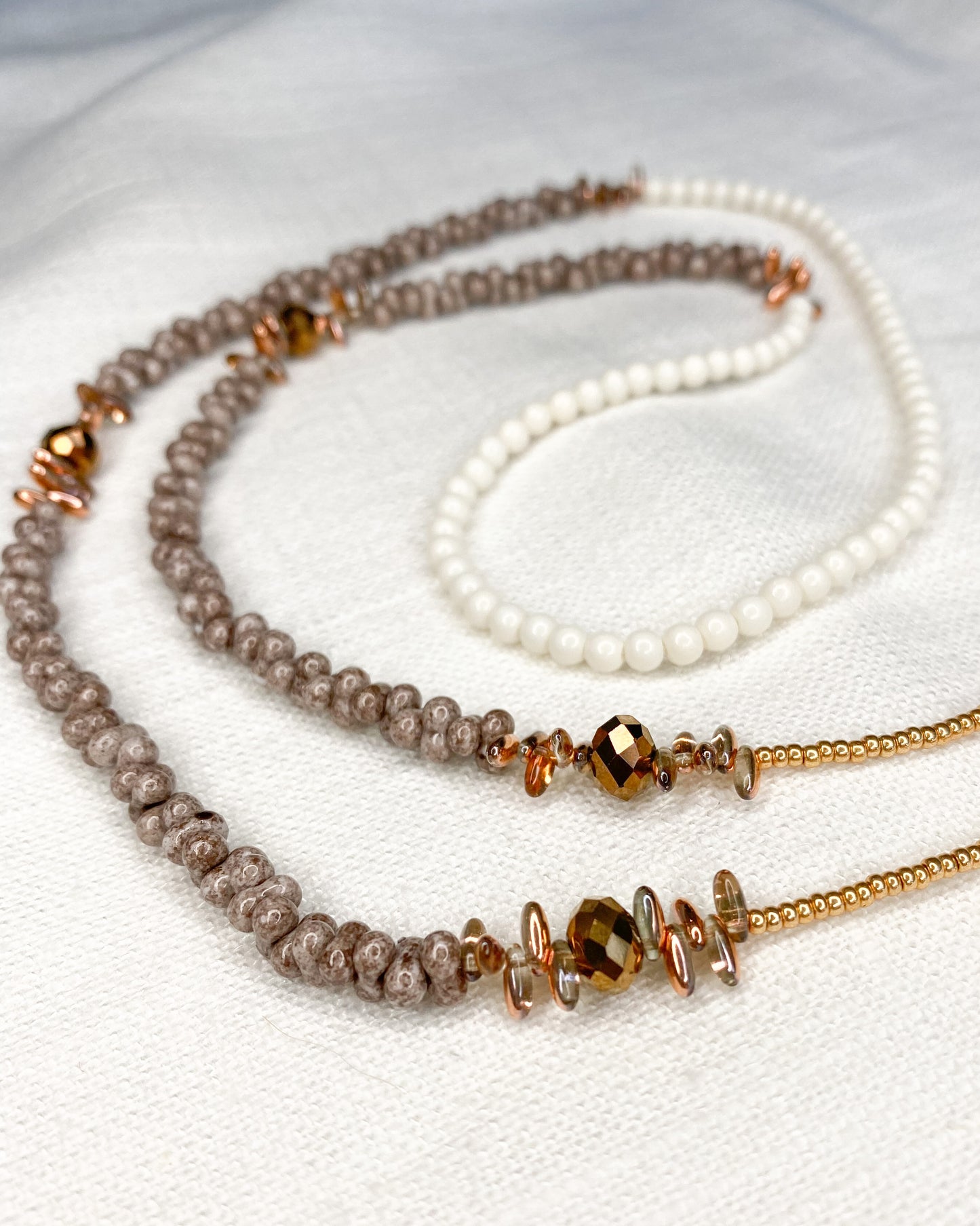 Glasses & face mask chain "Earth"