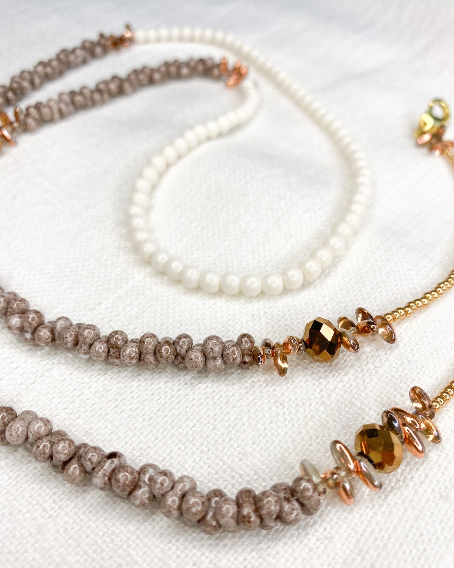 Glasses & face mask chain "Earth"