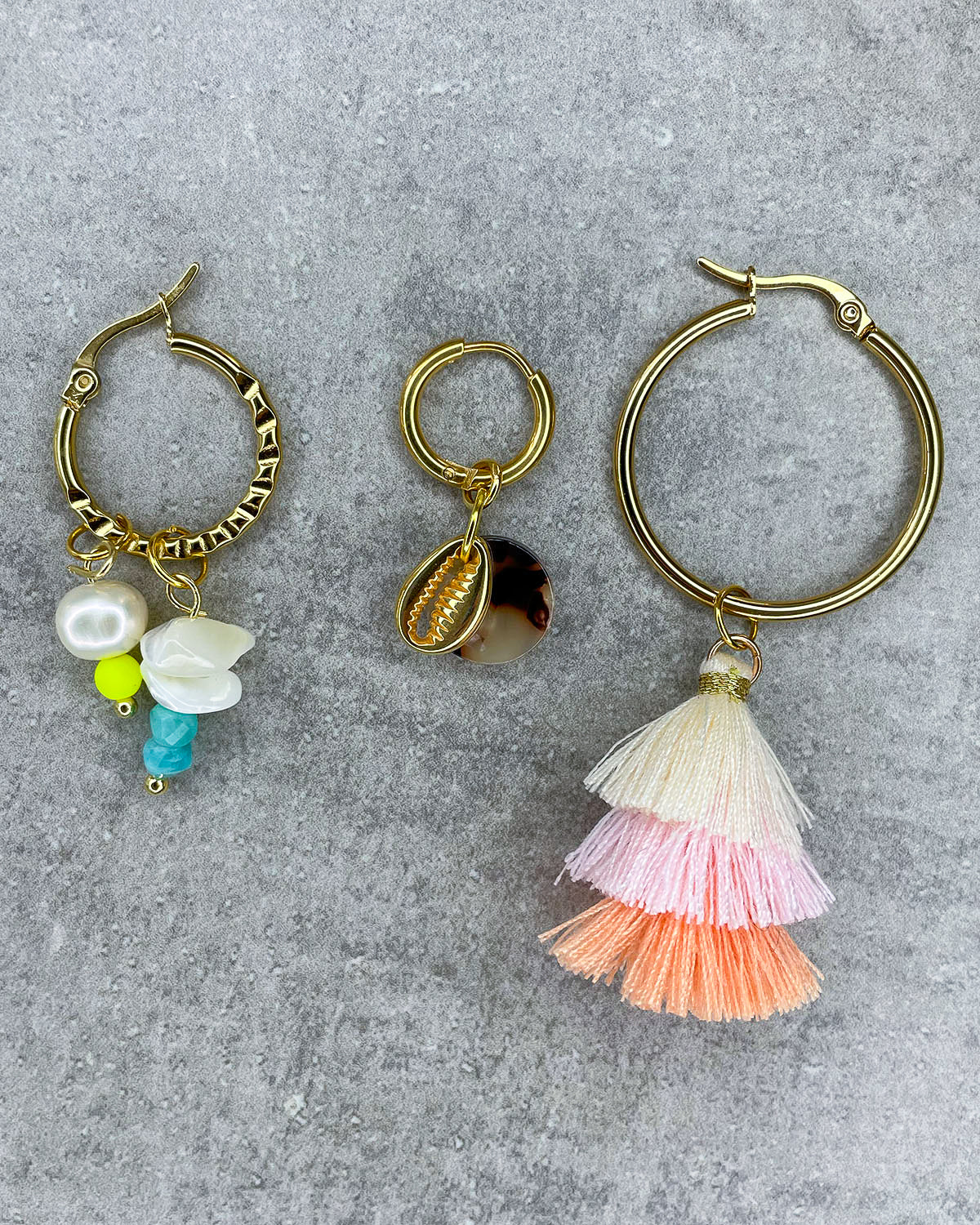 Earring 15mm "Neon Pearl" - 1 piece