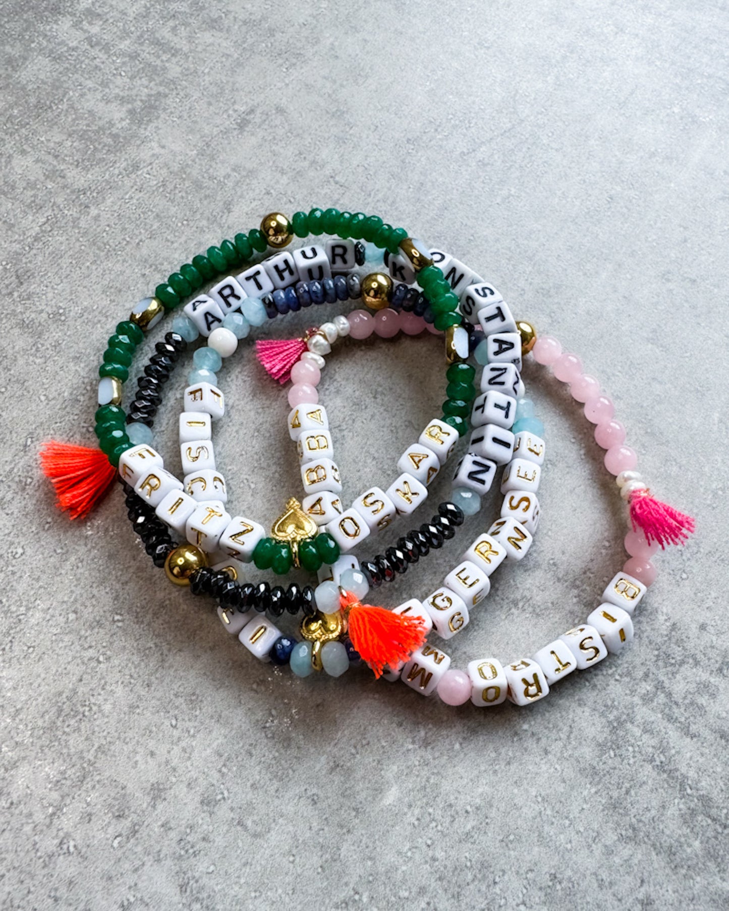 Buchstaben-Armband "Jade Mini" - personalisiert