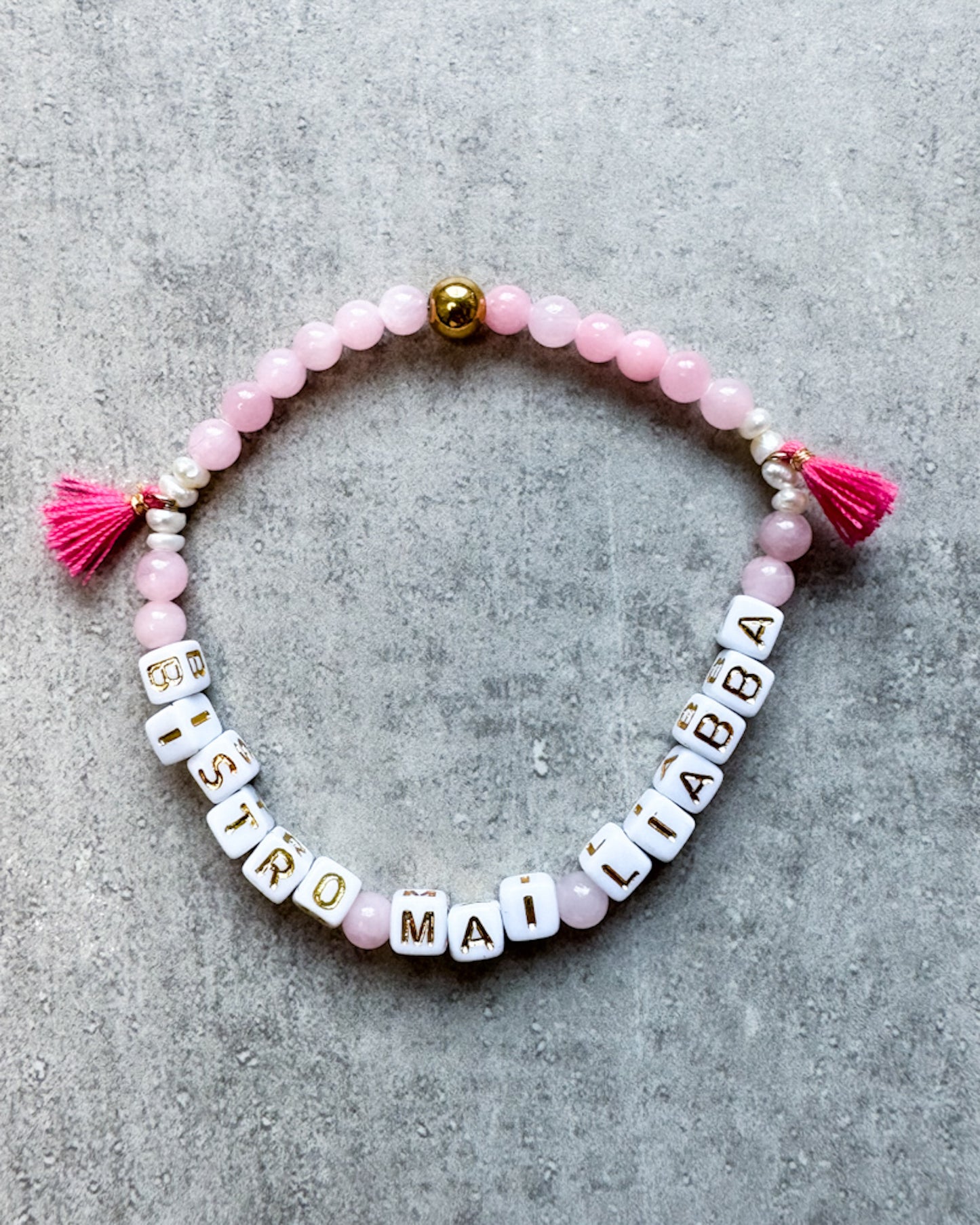 Buchstaben-Armband "Rosenquarz Mini“- personalisiert