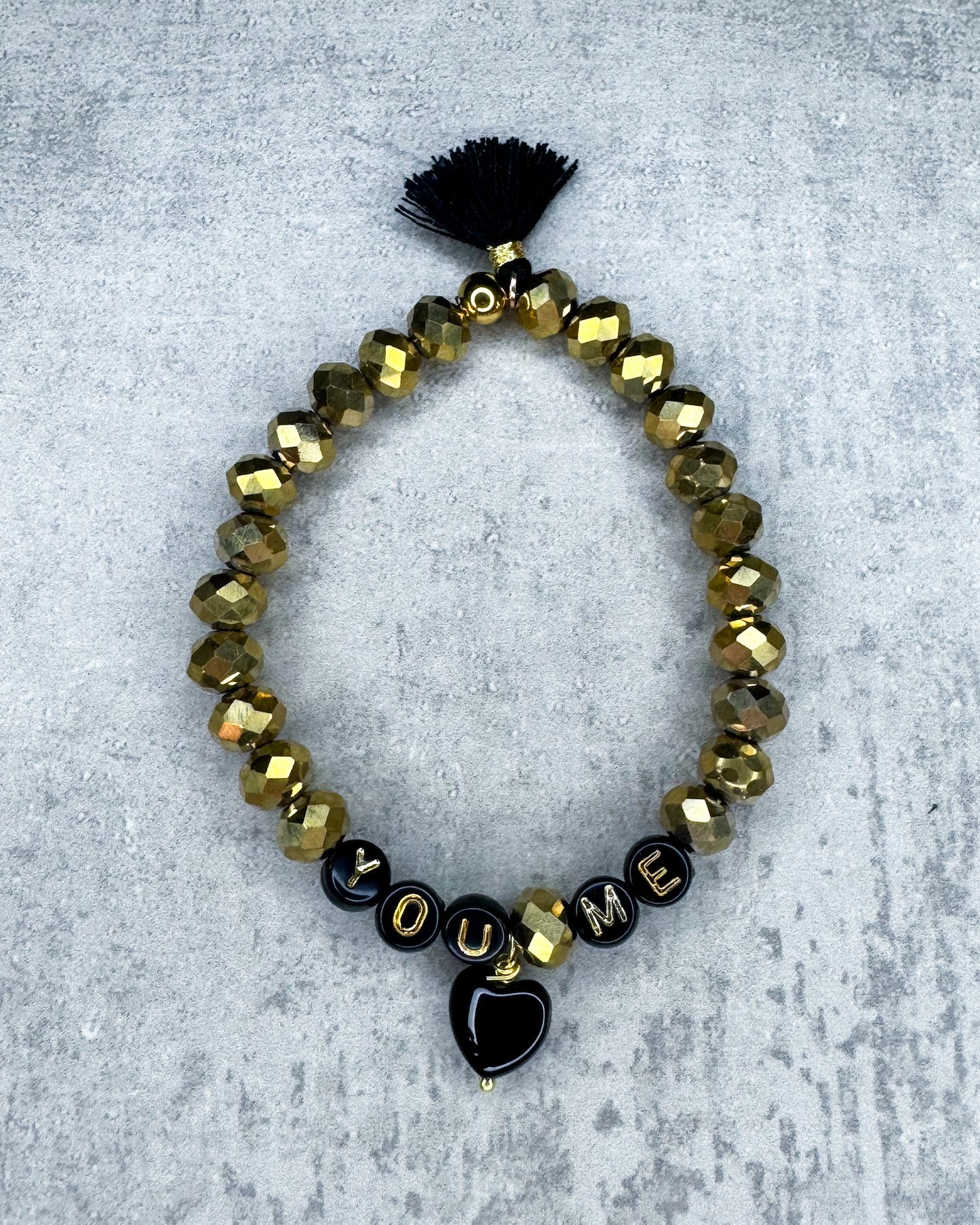 Buchstaben-Armband „Gold & Onyx“ personalisiert