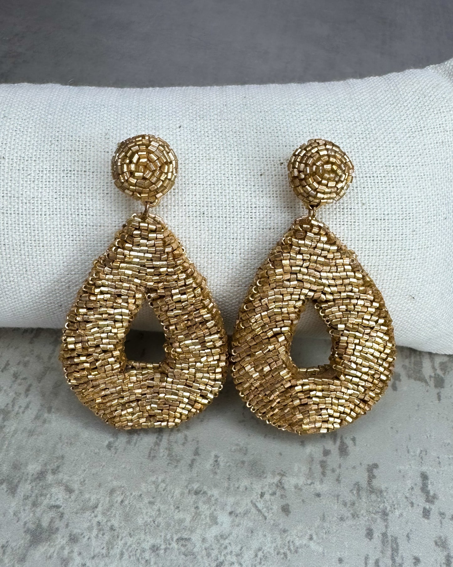 Ohrringe "Gold Miyuki" - 1 Paar