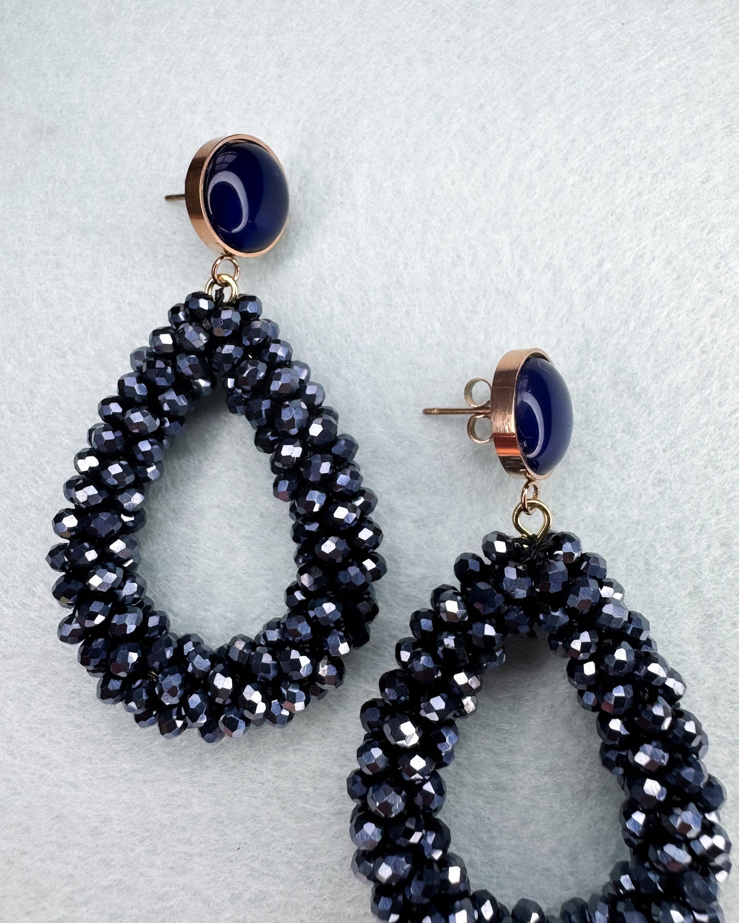 Facetten-Perlen Ohrringe "Midnight" - 1 Paar