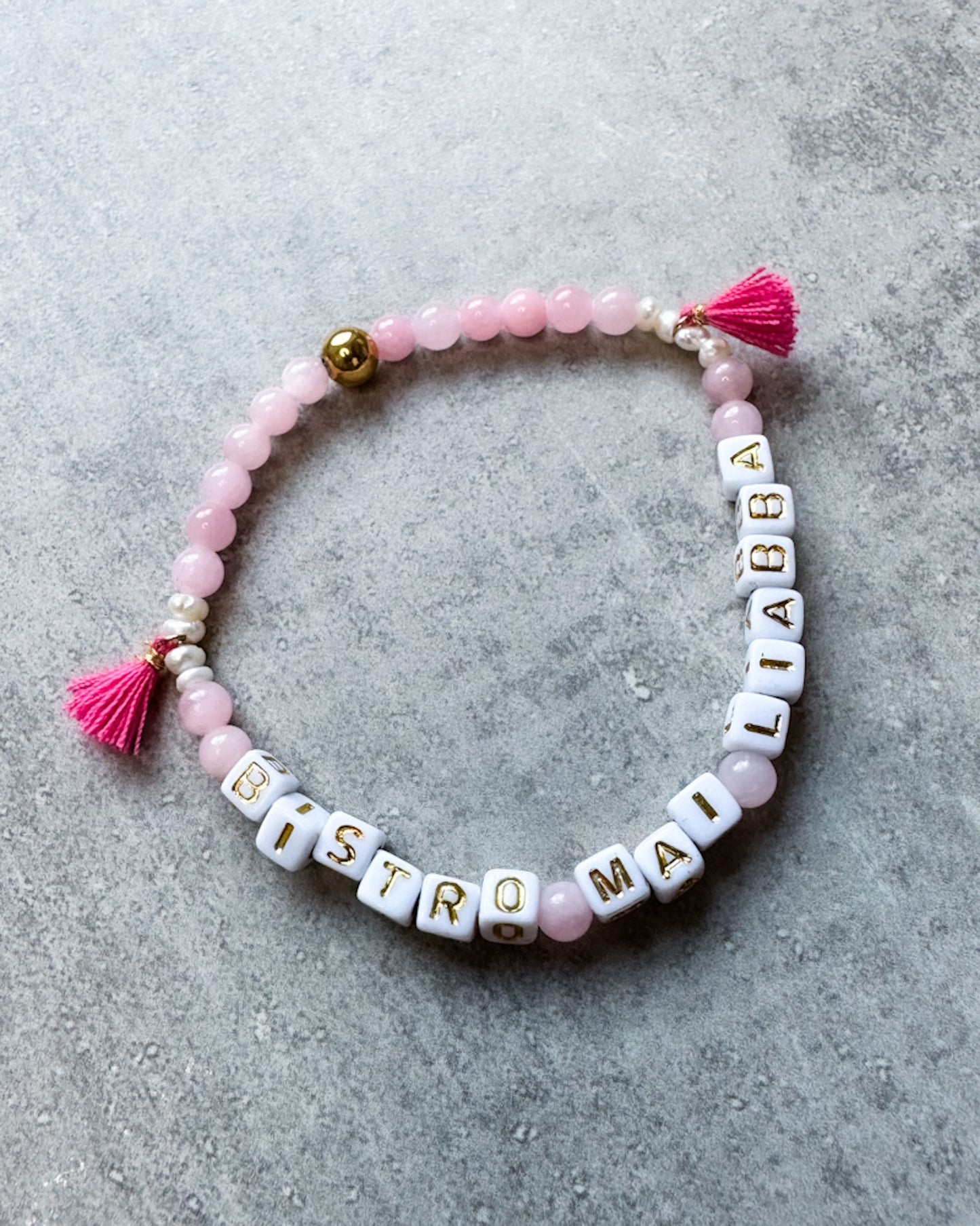 Buchstaben-Armband "Rosenquarz Mini“- personalisiert