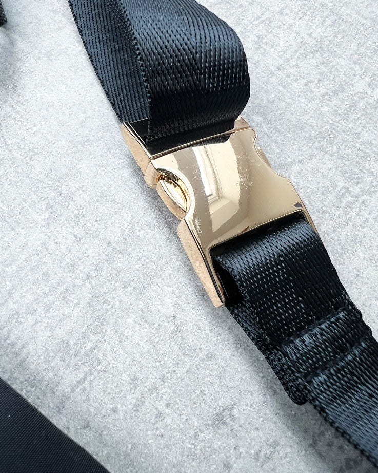 Crossbody Bag schwarz – personalisierbar