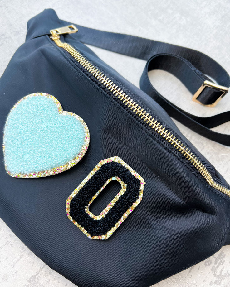 Crossbody Bag schwarz – personalisierbar