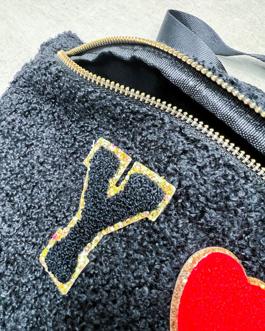 "Teddy" Crossbody Bag schwarz – personalisierbar