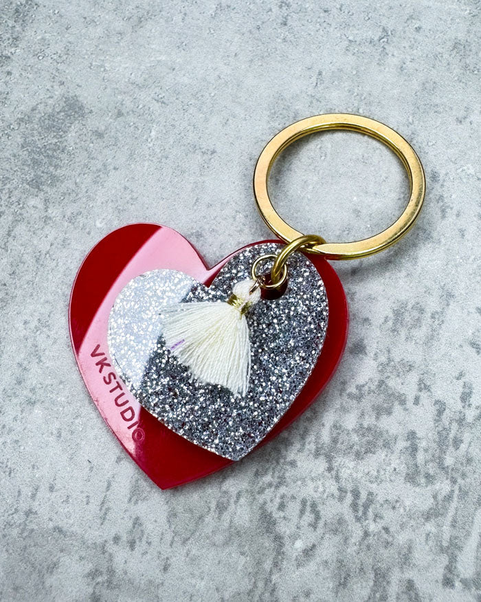 Schlüsselanhänger Herz mit Quaste "Rot und Silber Glitzer"