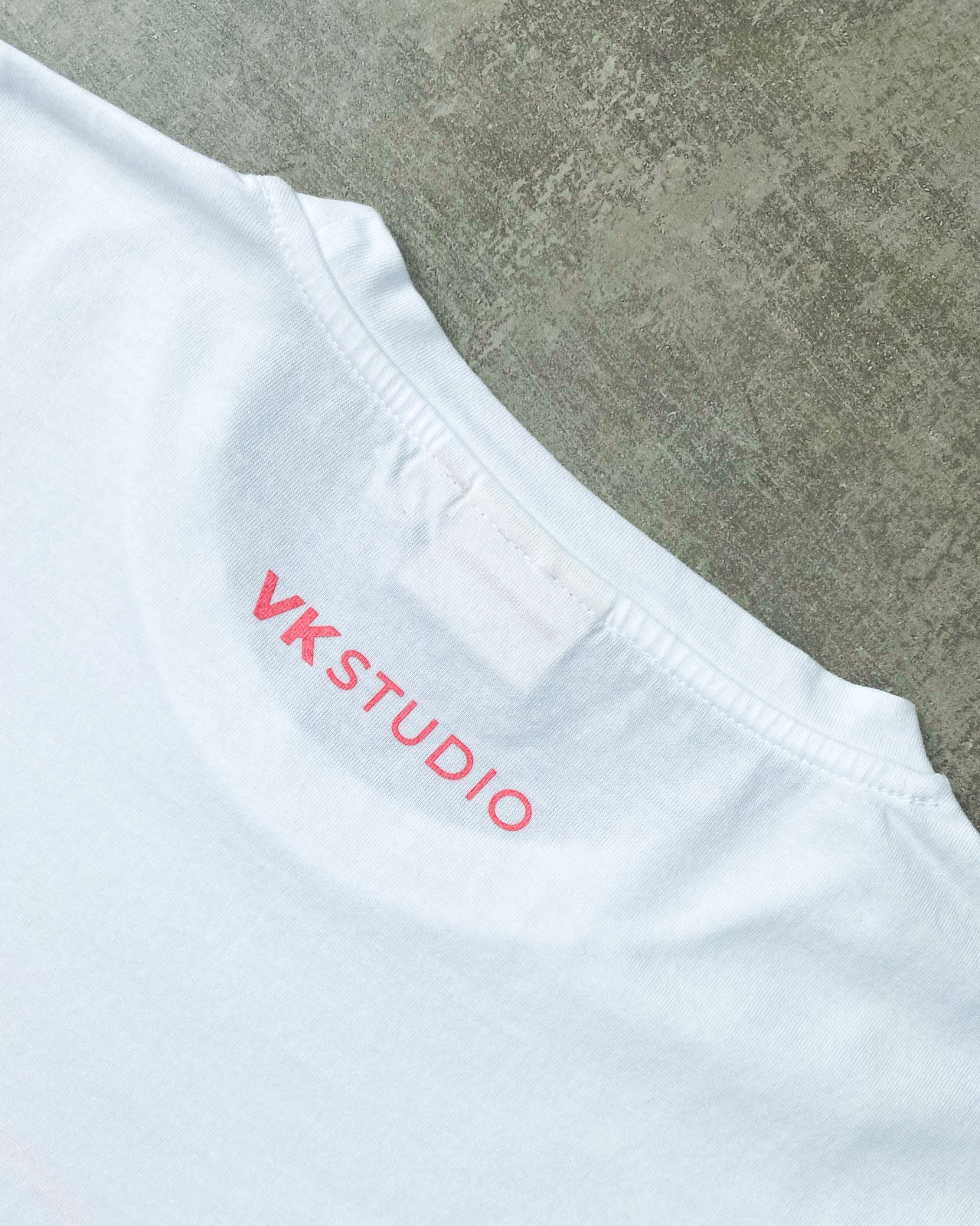 Organic Cotton T-Shirt “Bisou💋”