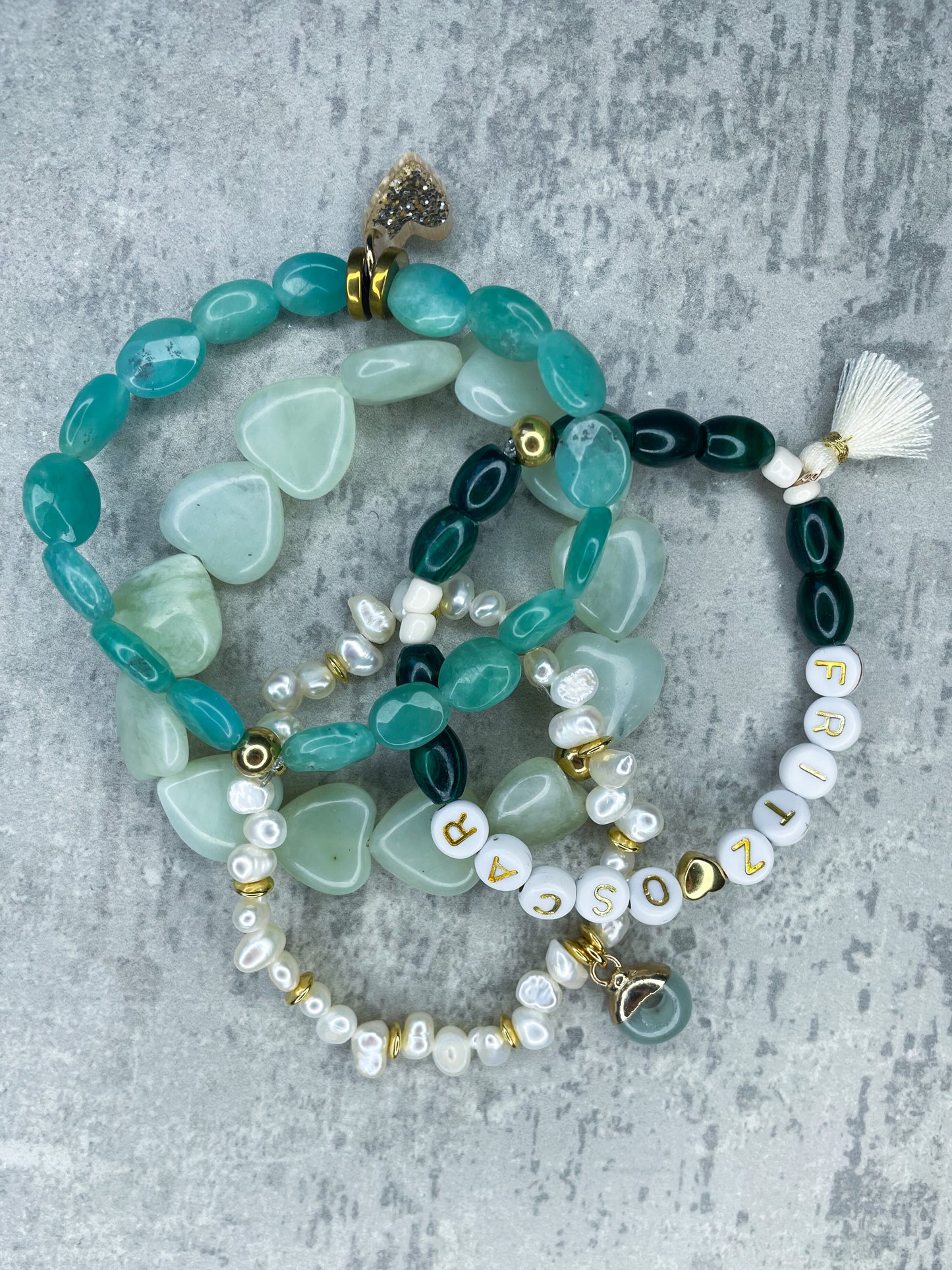 Faceted glass bead bracelet with heart
